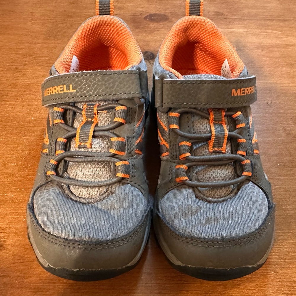 Merrell Outback big kid size 10.5M